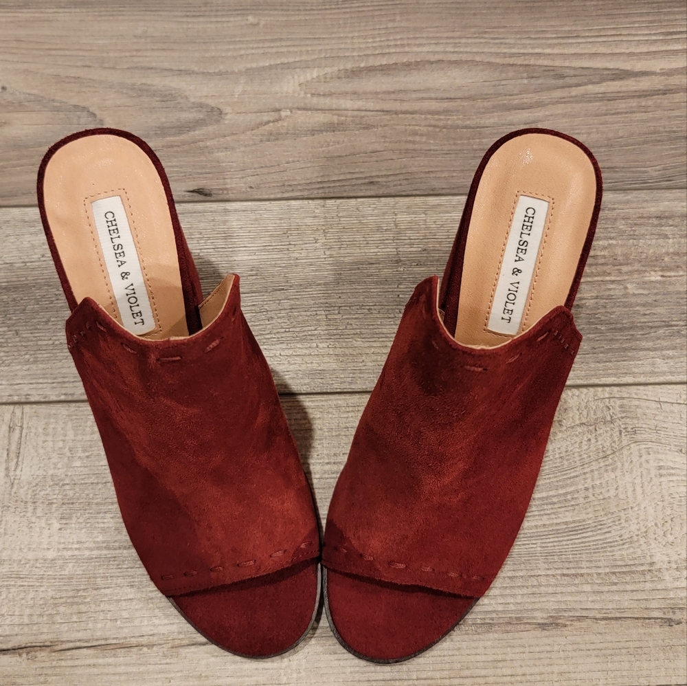 "Chelsea & Violet" suede shoes 8.5 size with an open heel color - burgundy